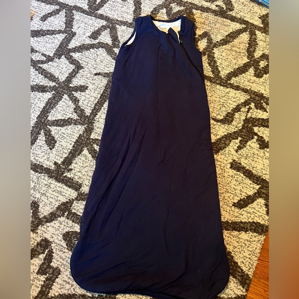 Kyte baby sleep sack Navy size Medium 1.0 TOG